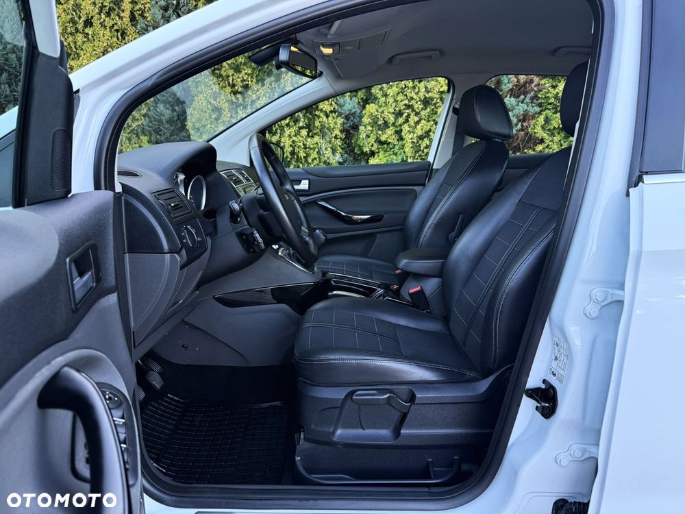 Ford Kuga - 22