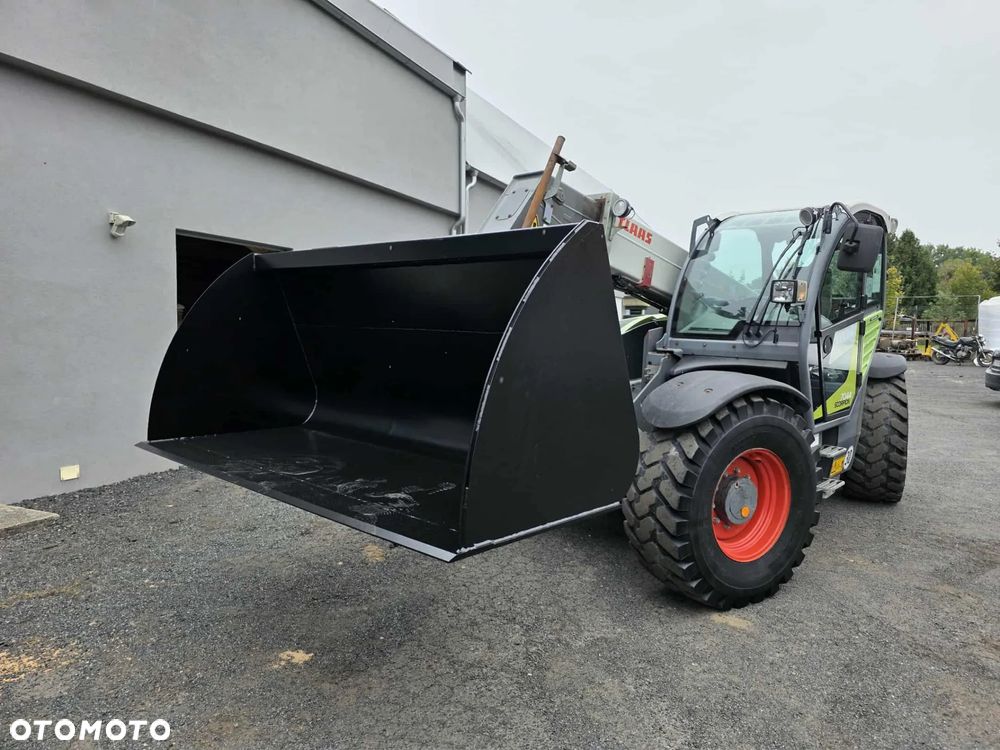 Claas Scorpion 7044 - 4