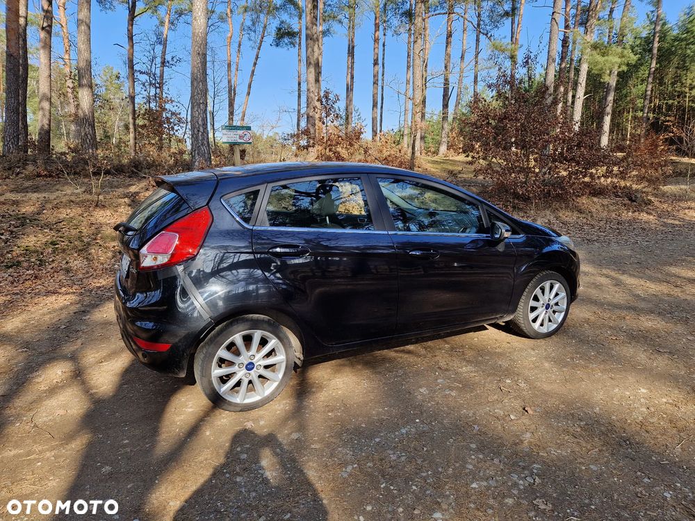 Ford Fiesta 1.0 EcoBoost Powershift SYNC Edition - 5