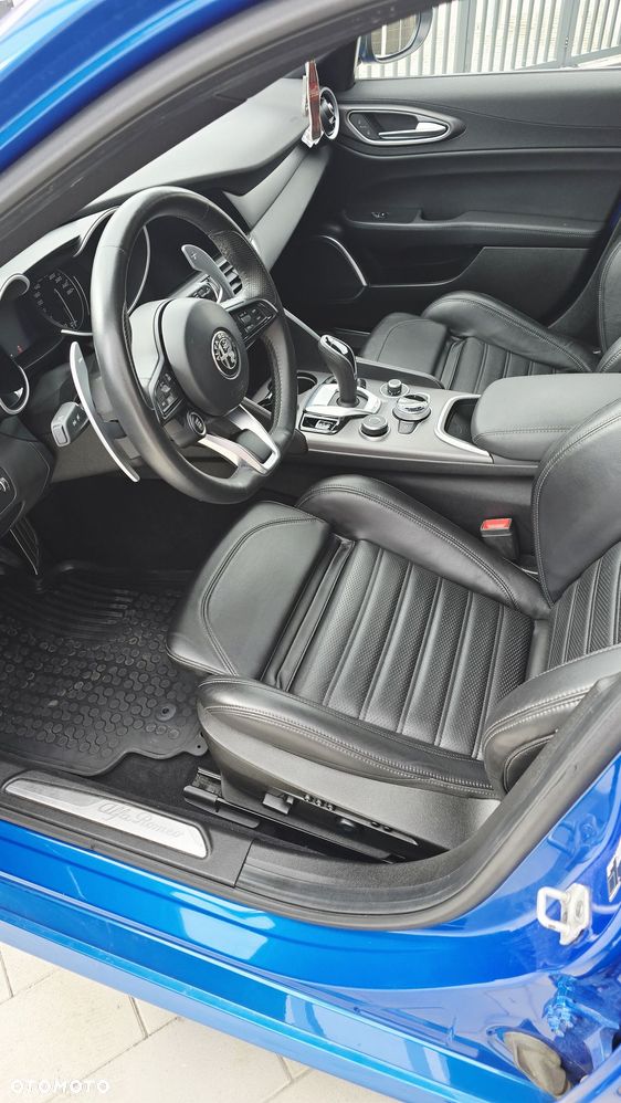 Alfa Romeo Giulia 2.0 Turbo Veloce Q4 - 10