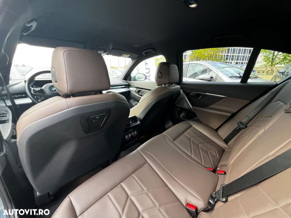 BMW Seria 5 - 17