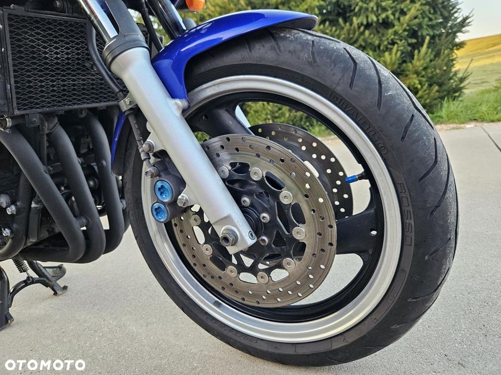 Yamaha FZS - 14