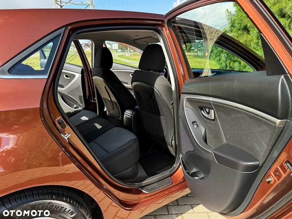 Hyundai i30 1.6 CRDi Comfort - 33