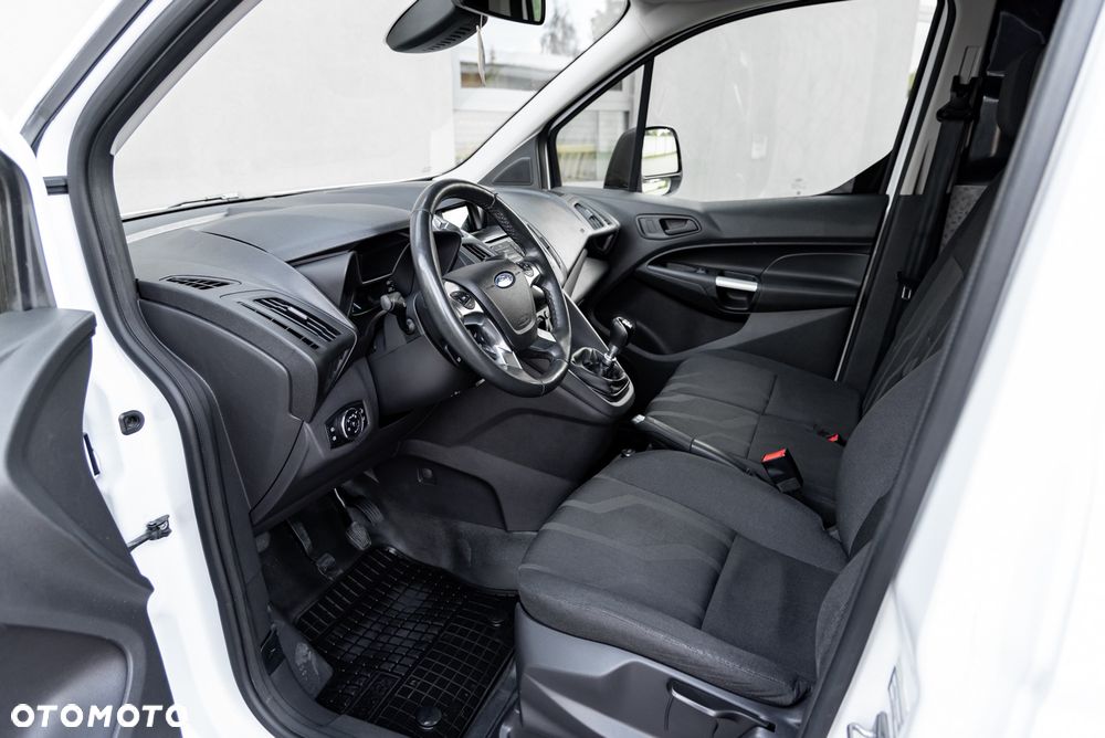 Ford Transit Connect - 16