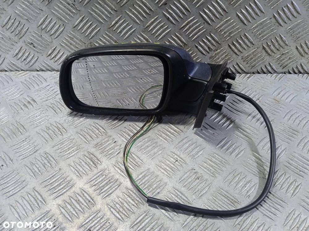 LUSTERKO LEWE PEUGEOT 307 - 2