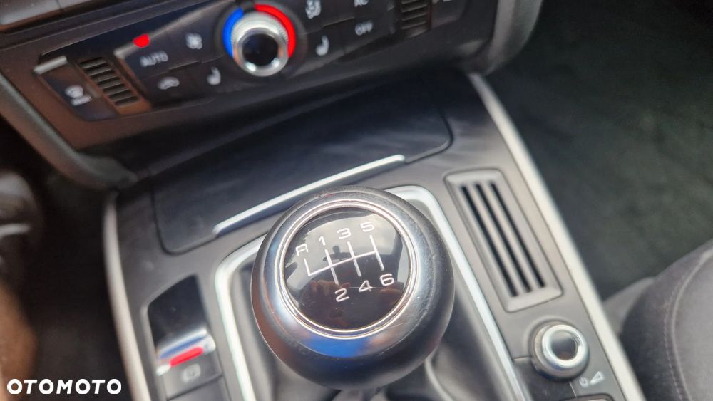 Audi A4 Avant 2.0 TDI ultra DPF Attraction - 18