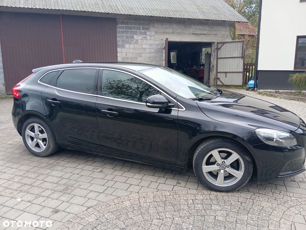 Volvo V40 D2 - 4