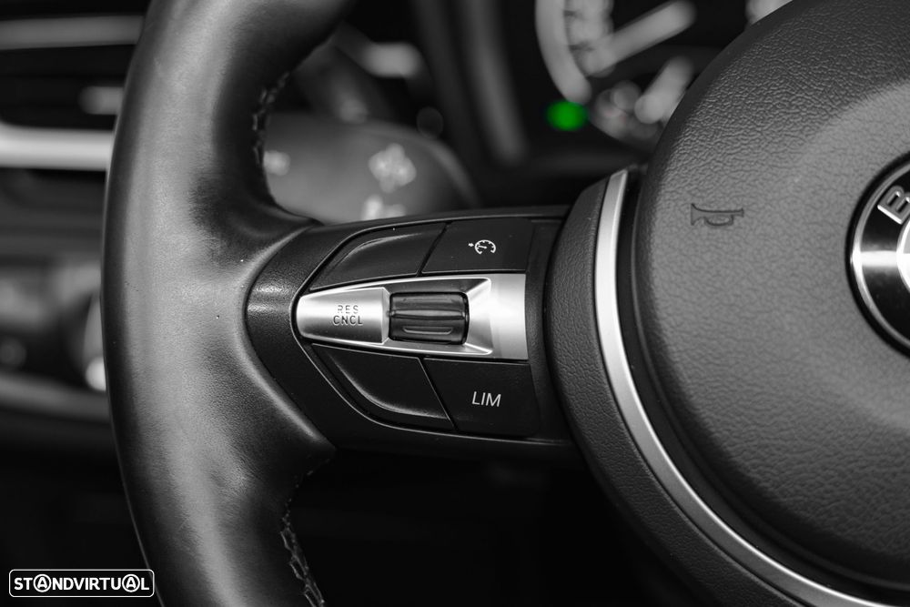 BMW X2 16 d sDrive Auto Pack M - 8