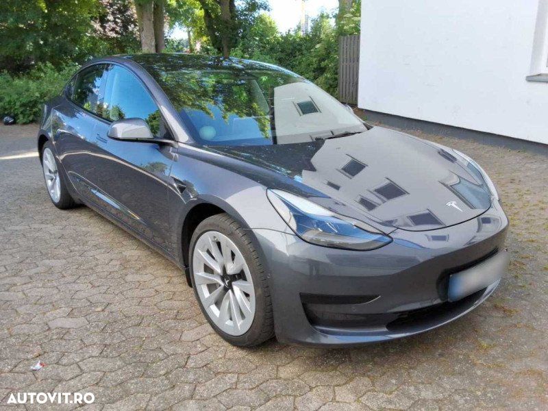 TESLA Model 3 2019