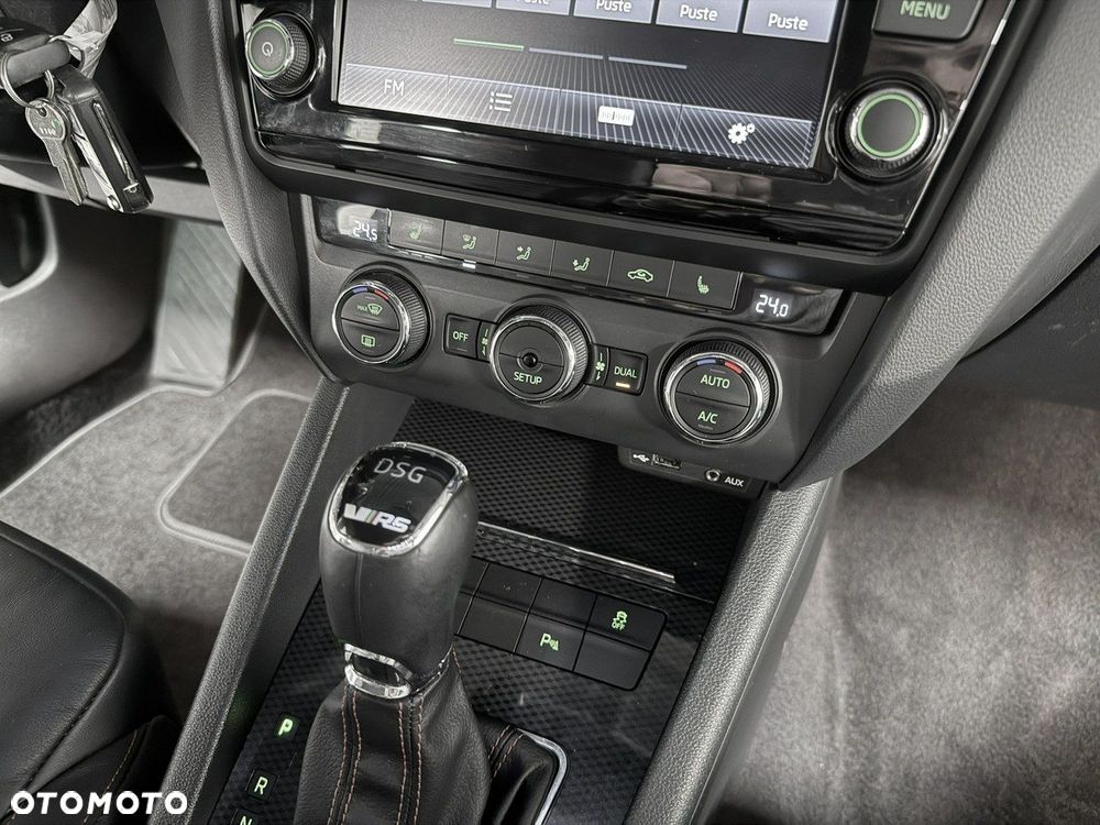 Skoda Octavia 2.0 TDI RS DSG - 27