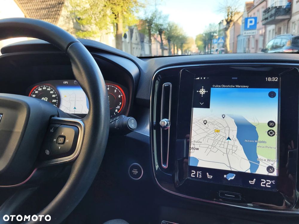 Volvo XC 40 T3 Momentum Pro - 6