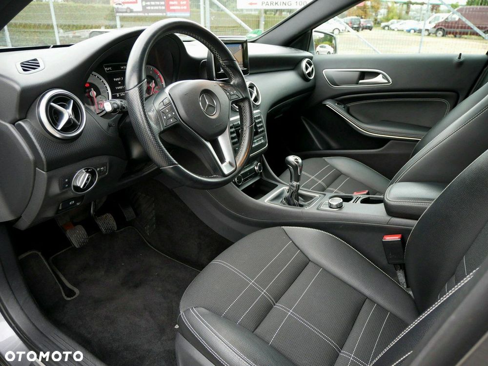 Mercedes-Benz Klasa A 180 (BlueEFFICIENCY) - 4