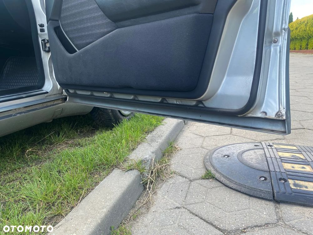 Mercedes-Benz W124 (1984-1993) - 25