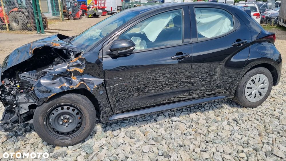 Toyota Yaris - 3