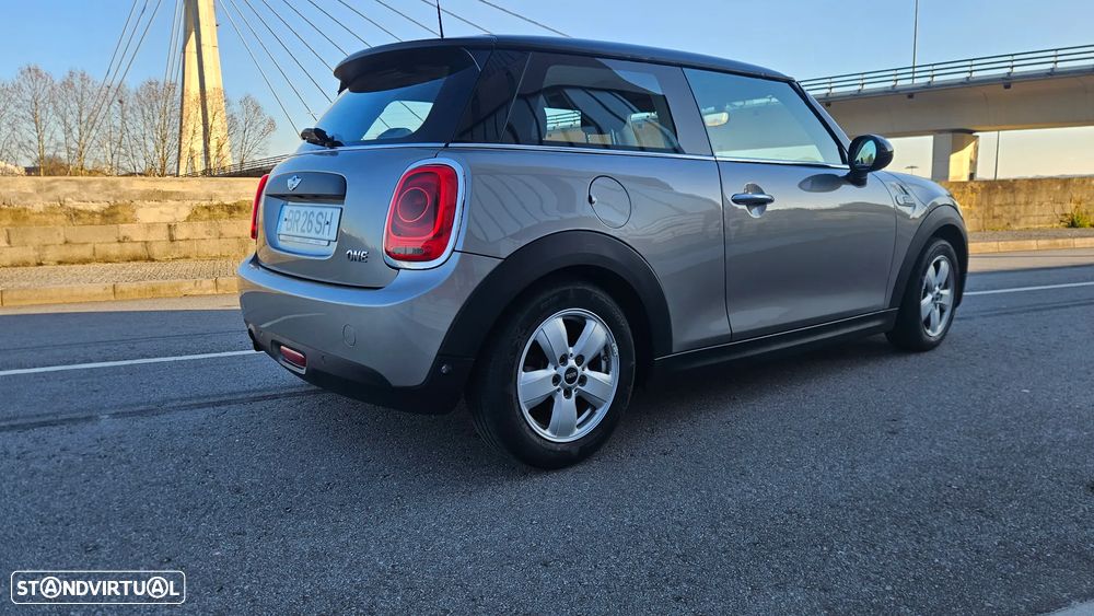MINI 3 Portas One - 8
