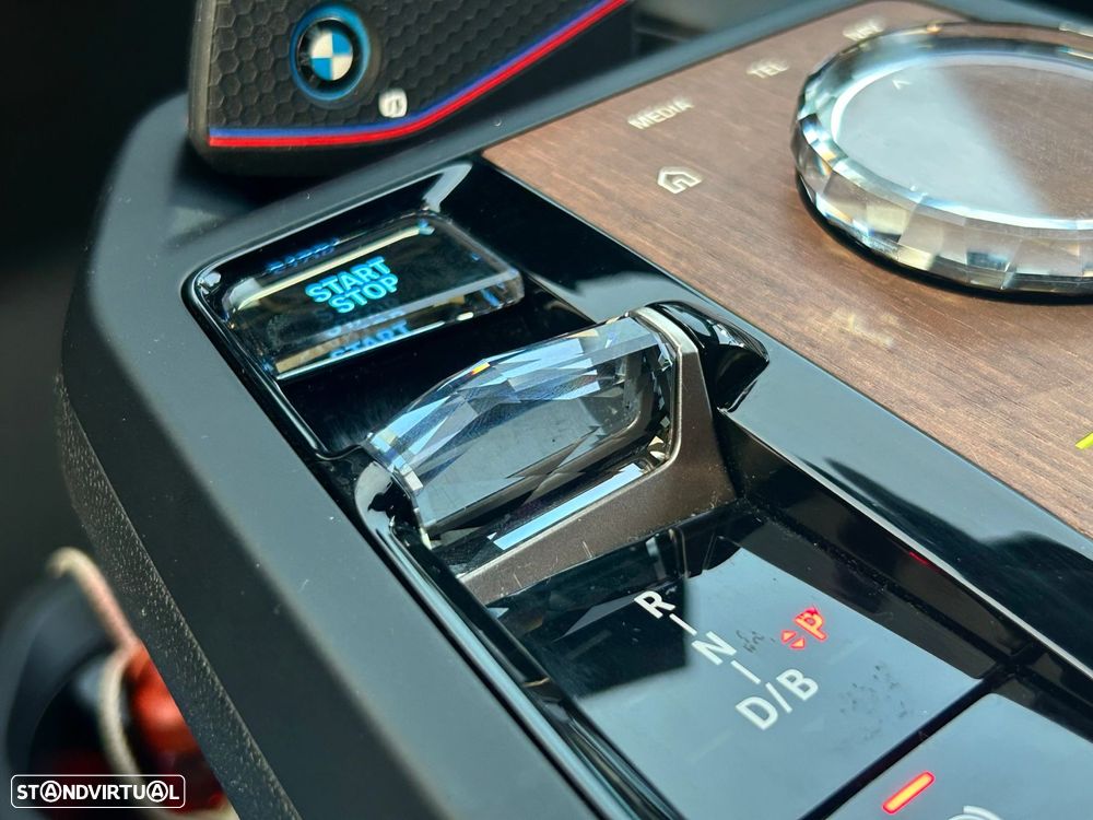 BMW iX xDrive 40 Pack Desportivo - 53