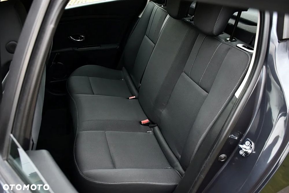 Renault Megane 1.6 16V Authentique - 33