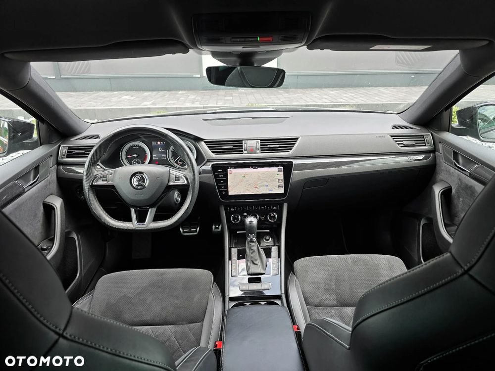 Skoda Superb 2.0 TDI 4x4 DSG Sportline - 25