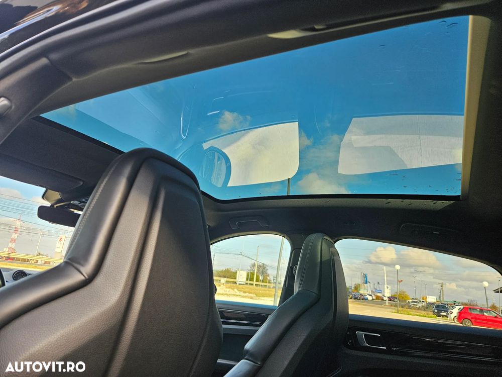 Porsche Cayenne Coupe E-Hybrid Tiptronic S Platinum Edition - 15