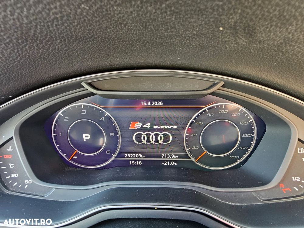 Audi A4 2.0 TDI S tronic quattro design - 12
