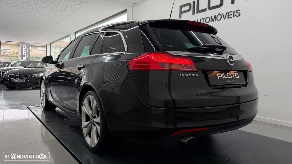 Opel Insignia Sports Tourer - 9