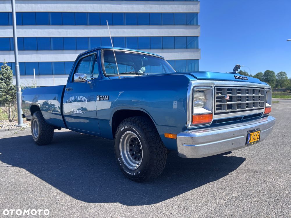 Dodge RAM - 1