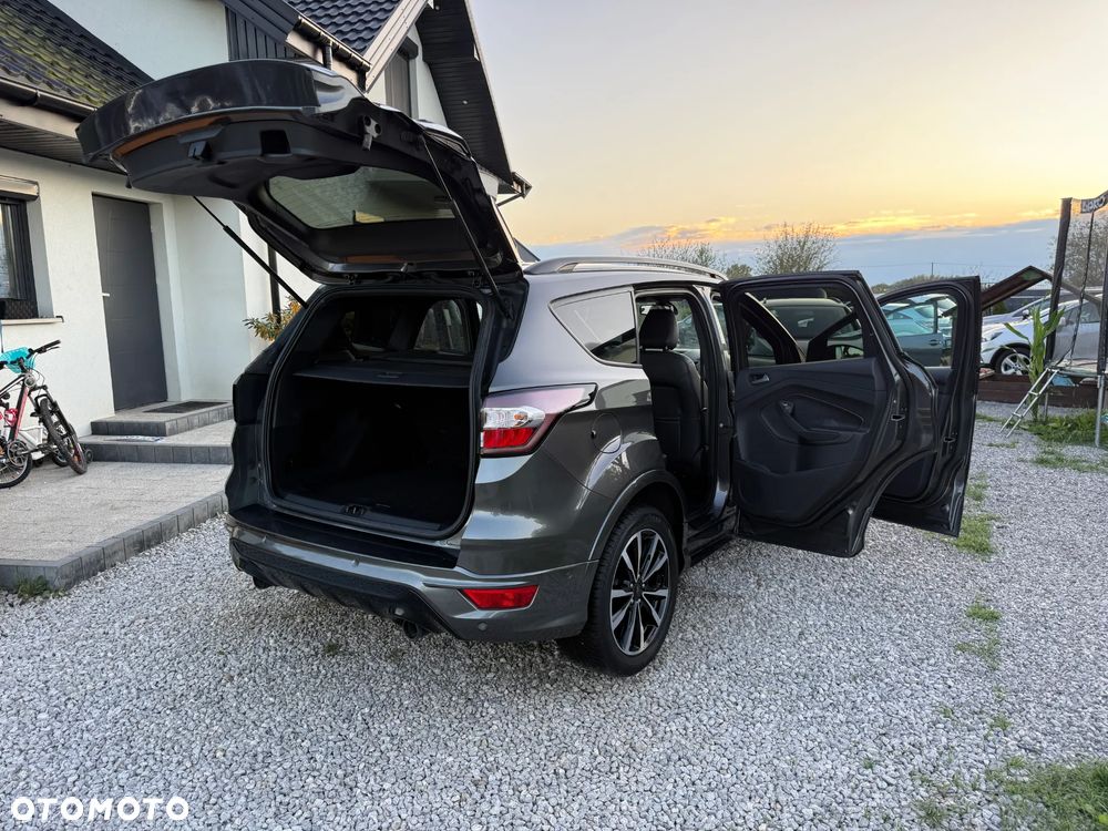 Ford Kuga 2.0 TDCi 4x2 ST-Line - 21