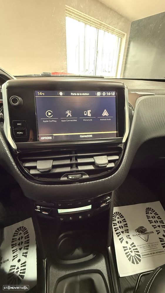 Peugeot 2008 PureTech 130 Allure - 20