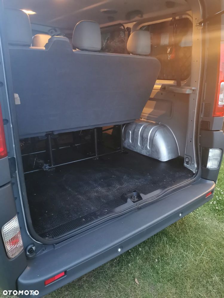 Opel Vivaro Tour Elegance L1H1 - 15
