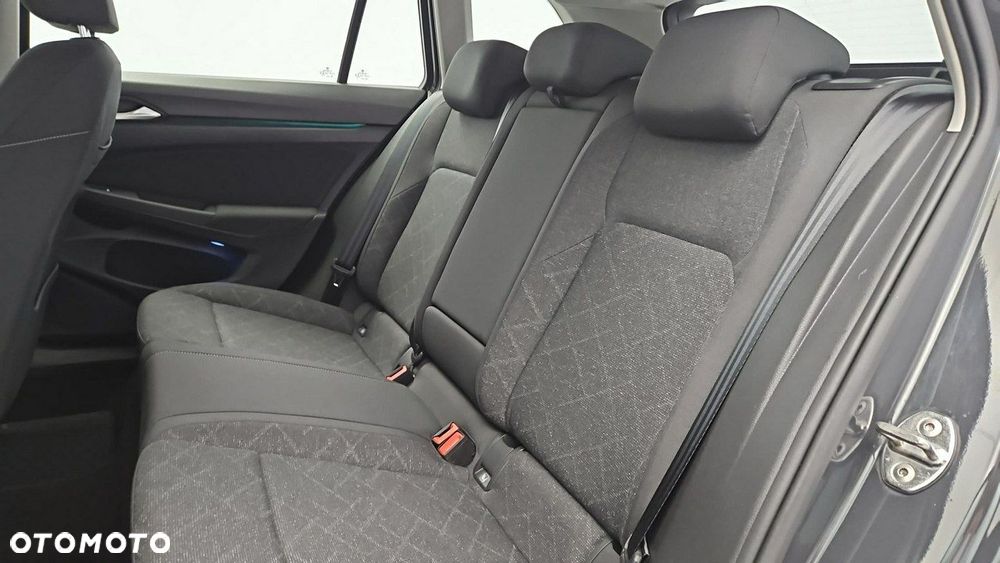 Volkswagen Golf - 16