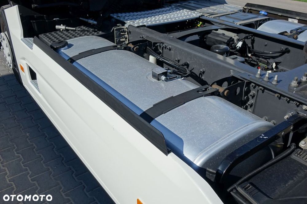 Renault GAMA T HIGH 480 DTI13 / NOWY MODEL / E6 / STANDARD / AUTOMAT / KLIMATYZACJA POSTOJOWA / LODÓWKA / 2 ZBIORNIKI PALIWA - 13
