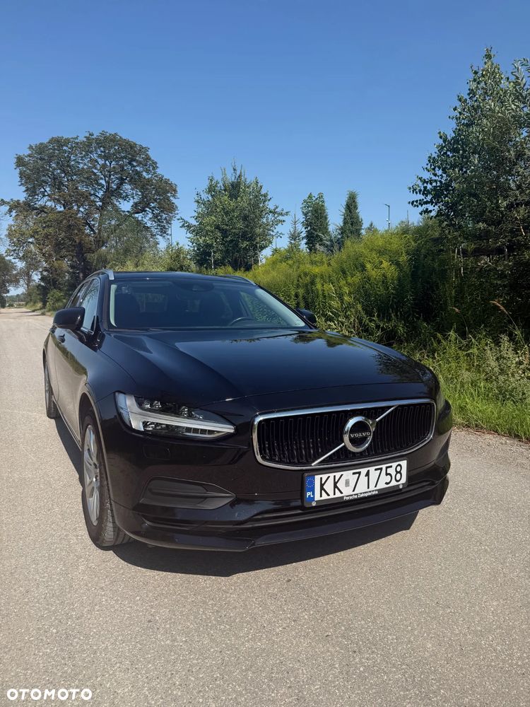 Volvo V90 D4 Momentum - 2