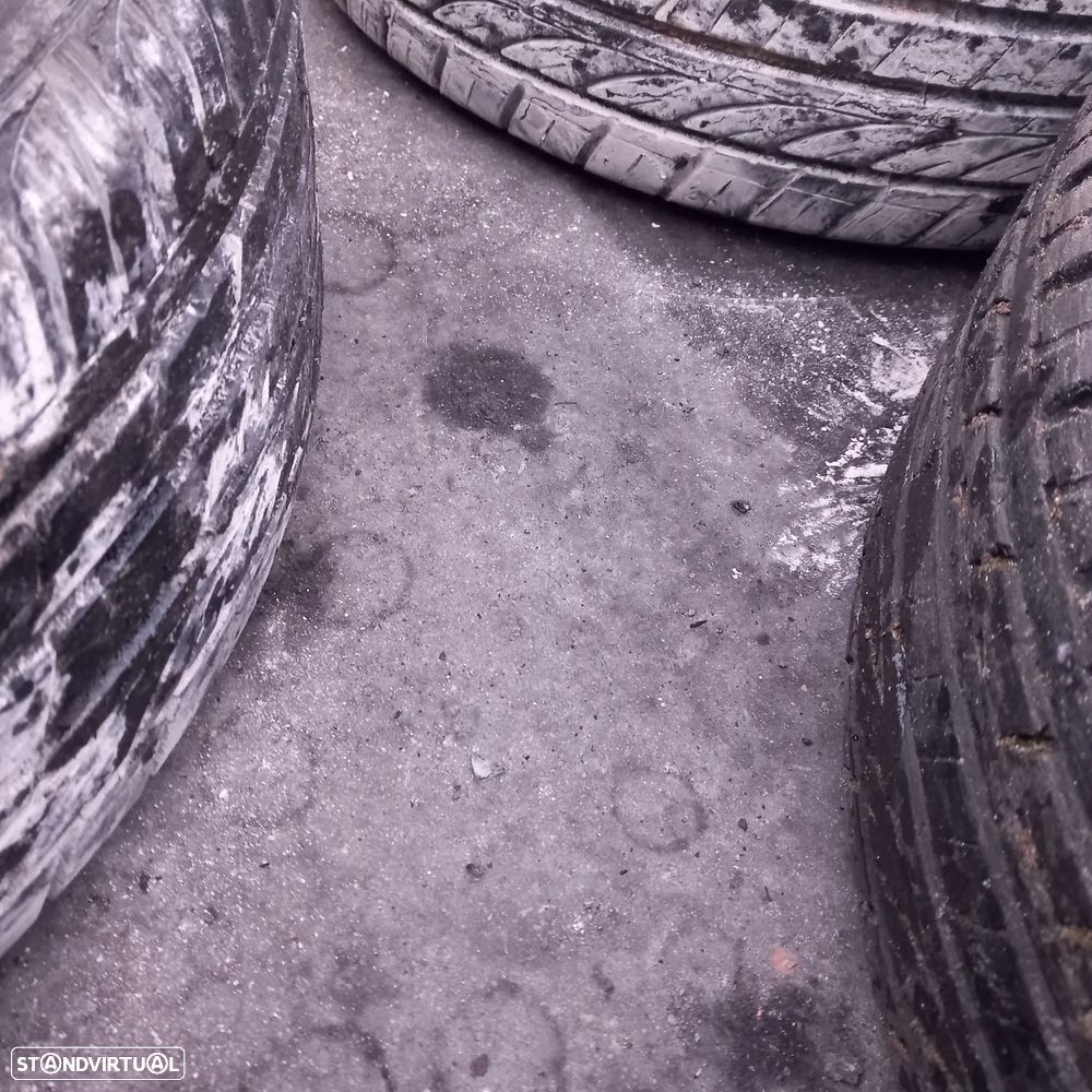 Conjunto de jantes r17 com pneus Renault Megane 2 Tás8 - 2