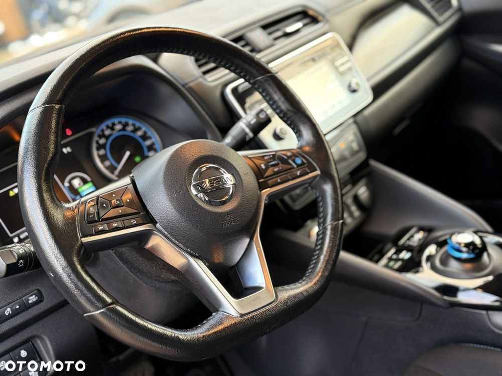 Nissan Leaf 40kWh N-Connecta - 13