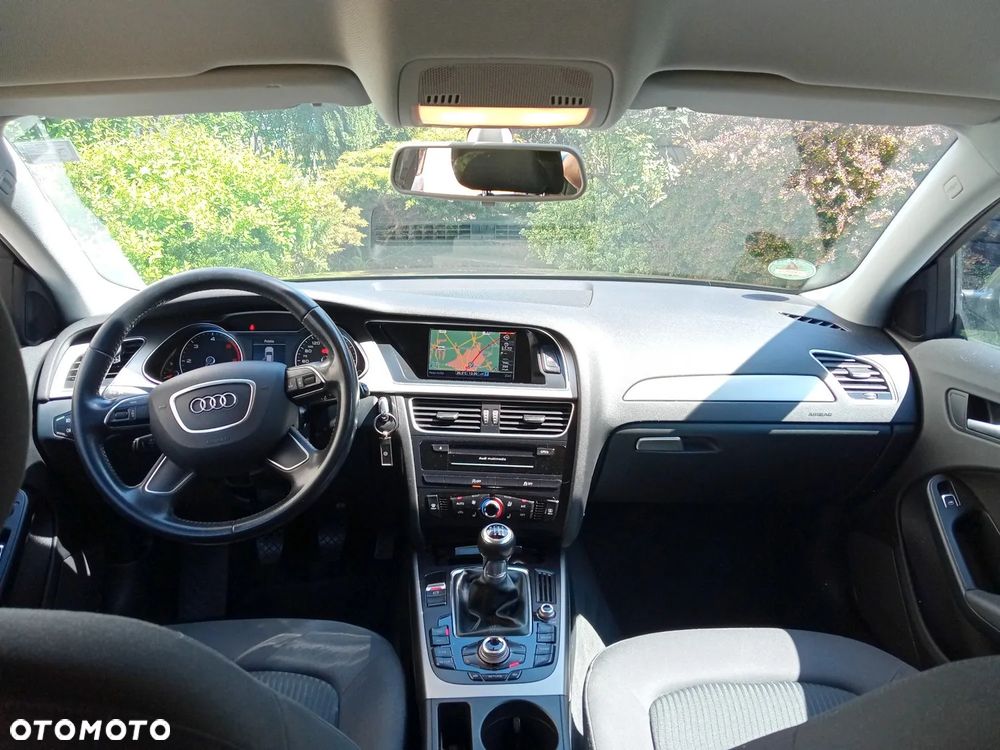 Audi A4 Avant 2.0 TDI ultra - 11