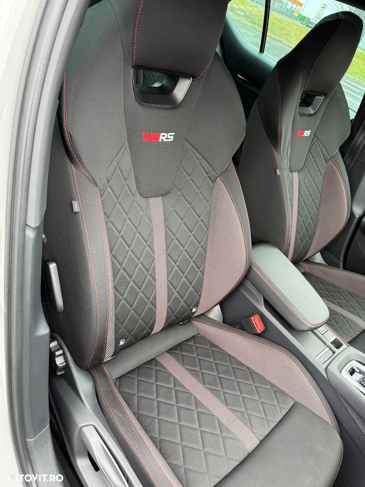 Skoda Octavia 1.4 TSI DSG RS - 11