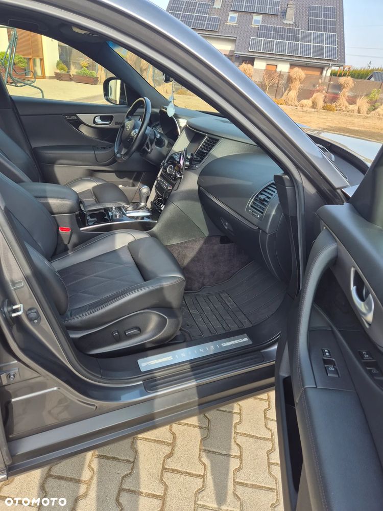 Infiniti Q70 3.7 S Premium - 7