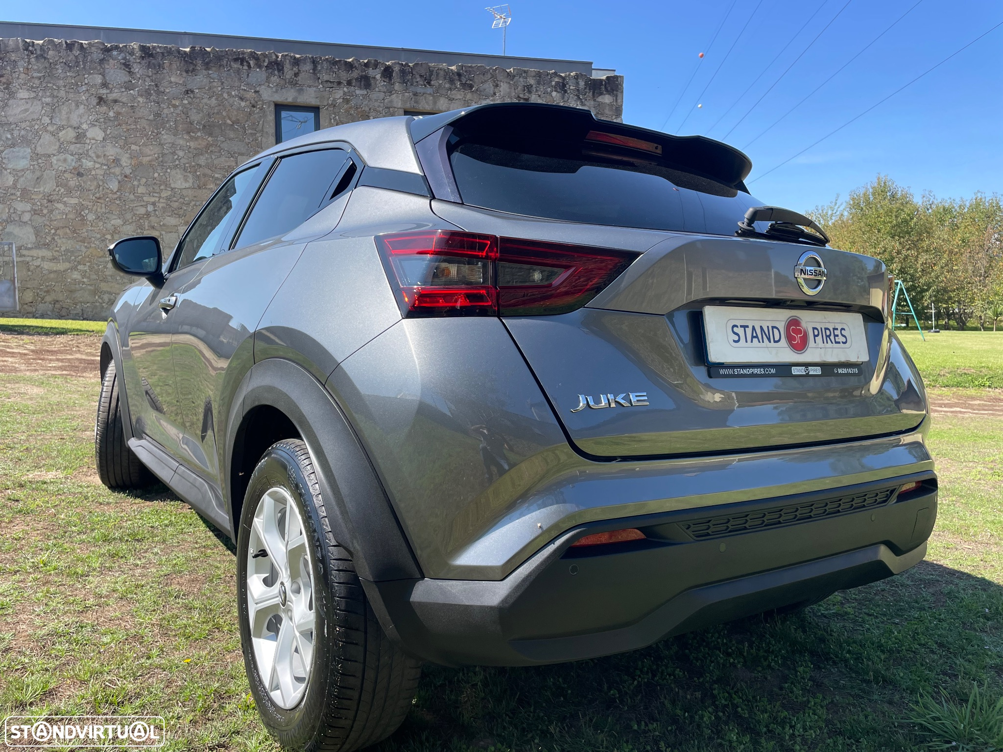 Nissan Juke 1.0 DIG-T N-Connecta - 12