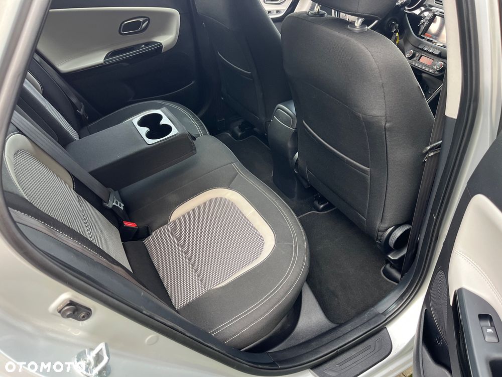 Kia Ceed 1.6 GDI Business Line - 34