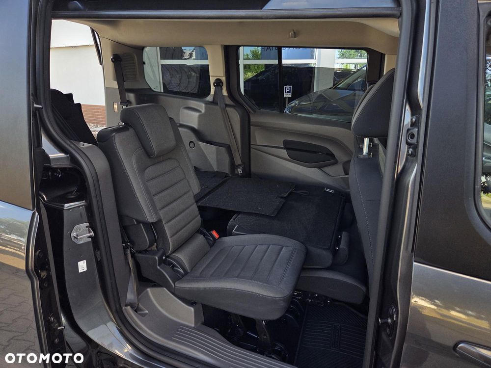 Ford Tourneo Connect Grand - 20