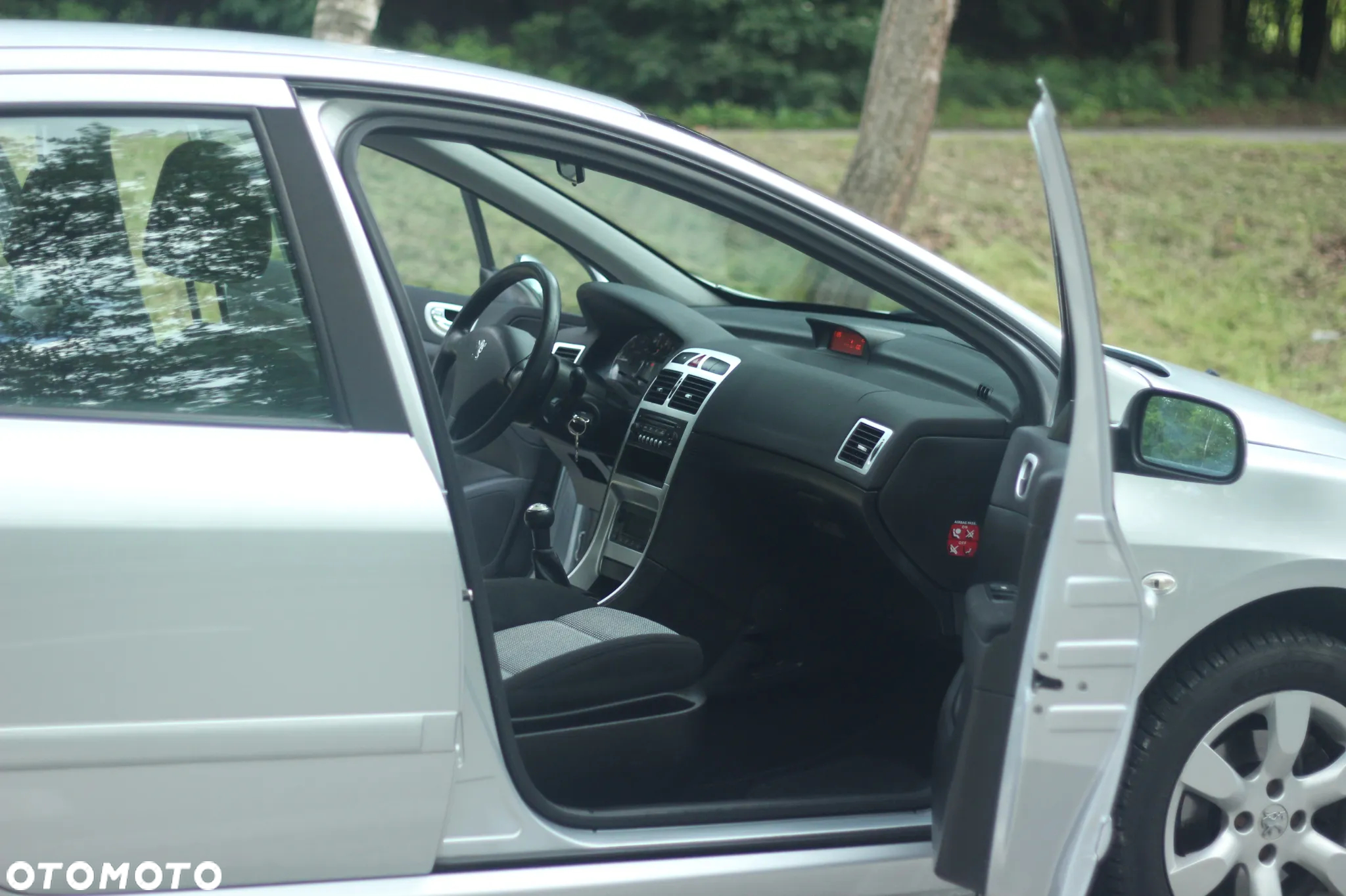 Peugeot 307 HDi 110 Sportline - 16