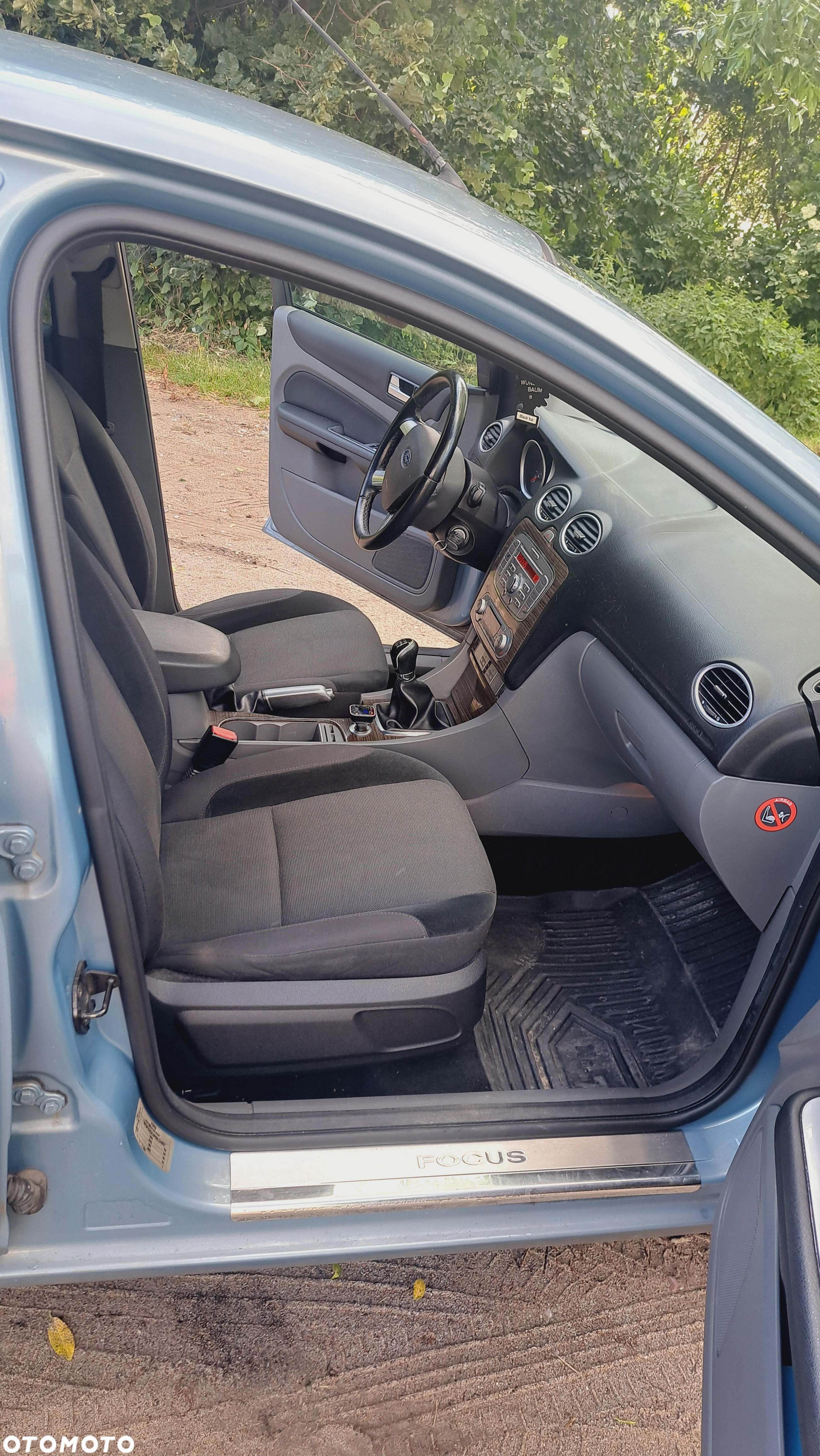 Ford Focus 1.8 FF Ghia - 16