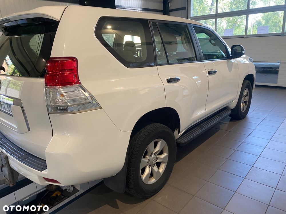 Toyota Land Cruiser - 3