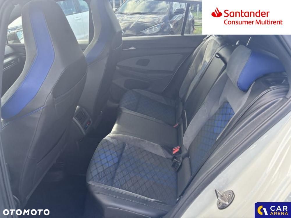 Volkswagen Golf - 26