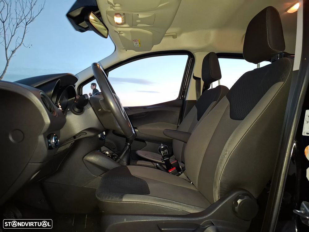 Ford Tourneo Connect 1.0i EcoBoost Titanium - 8