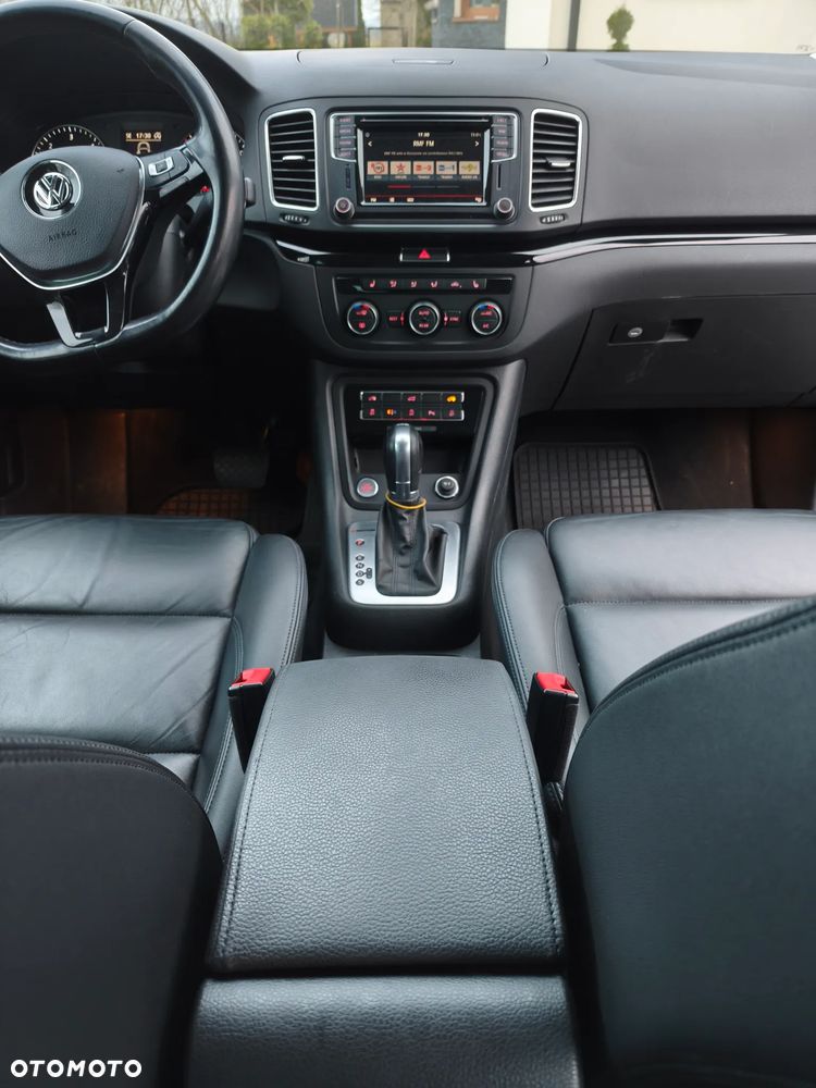 Volkswagen Sharan 2.0 TDI DSG 4MOTION (BlueMotion Technology) Comfortline - 16