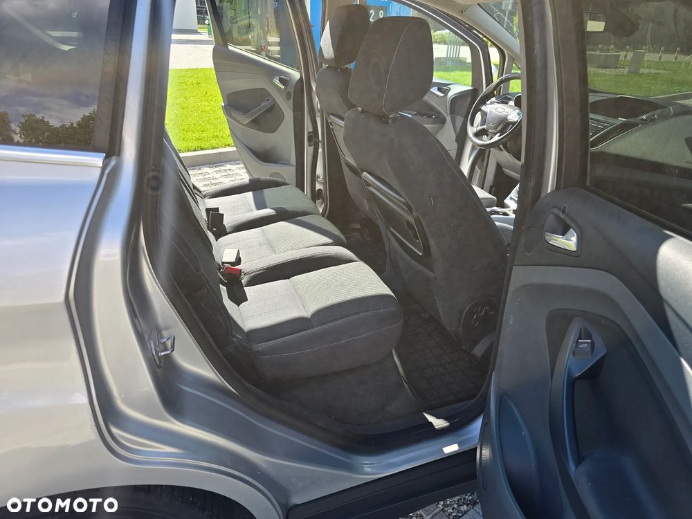 Ford C-MAX 1.6 Titanium - 12