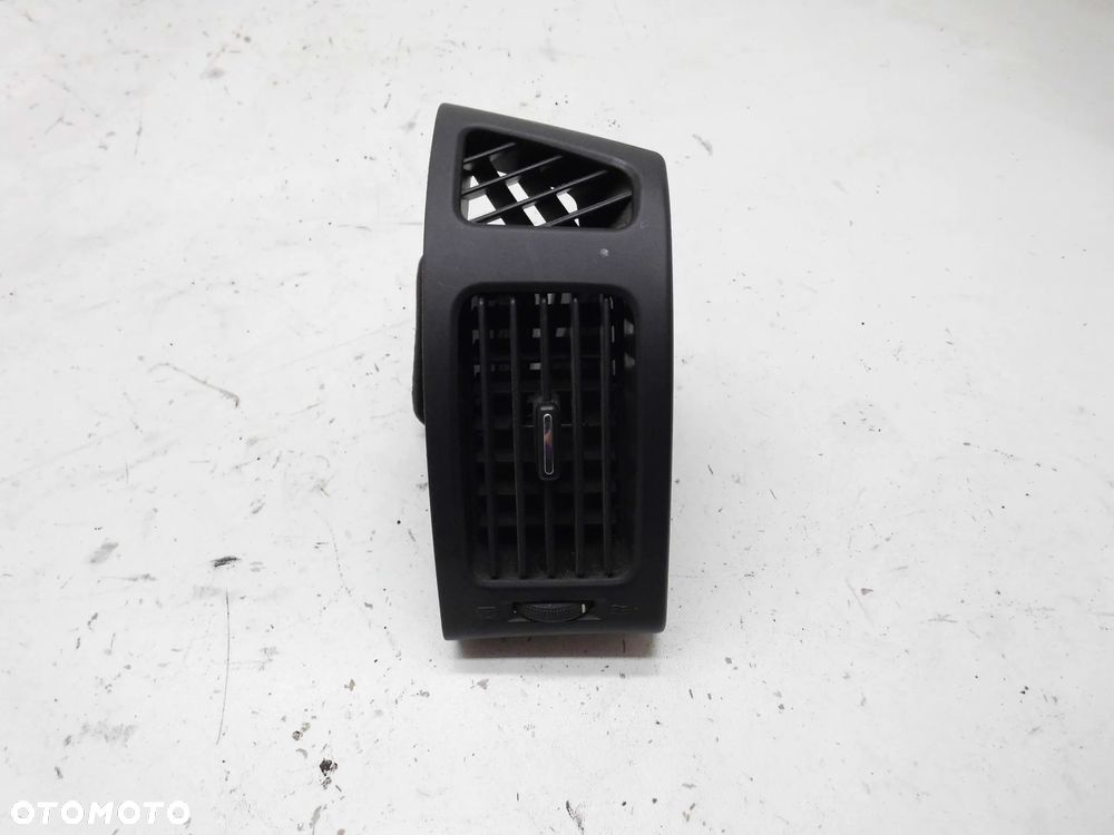 KRATKA NAWIEWU KONSOLI 97490-2R000 HYUNDAI I30 I LIFT PRAWA ORYGINAŁ