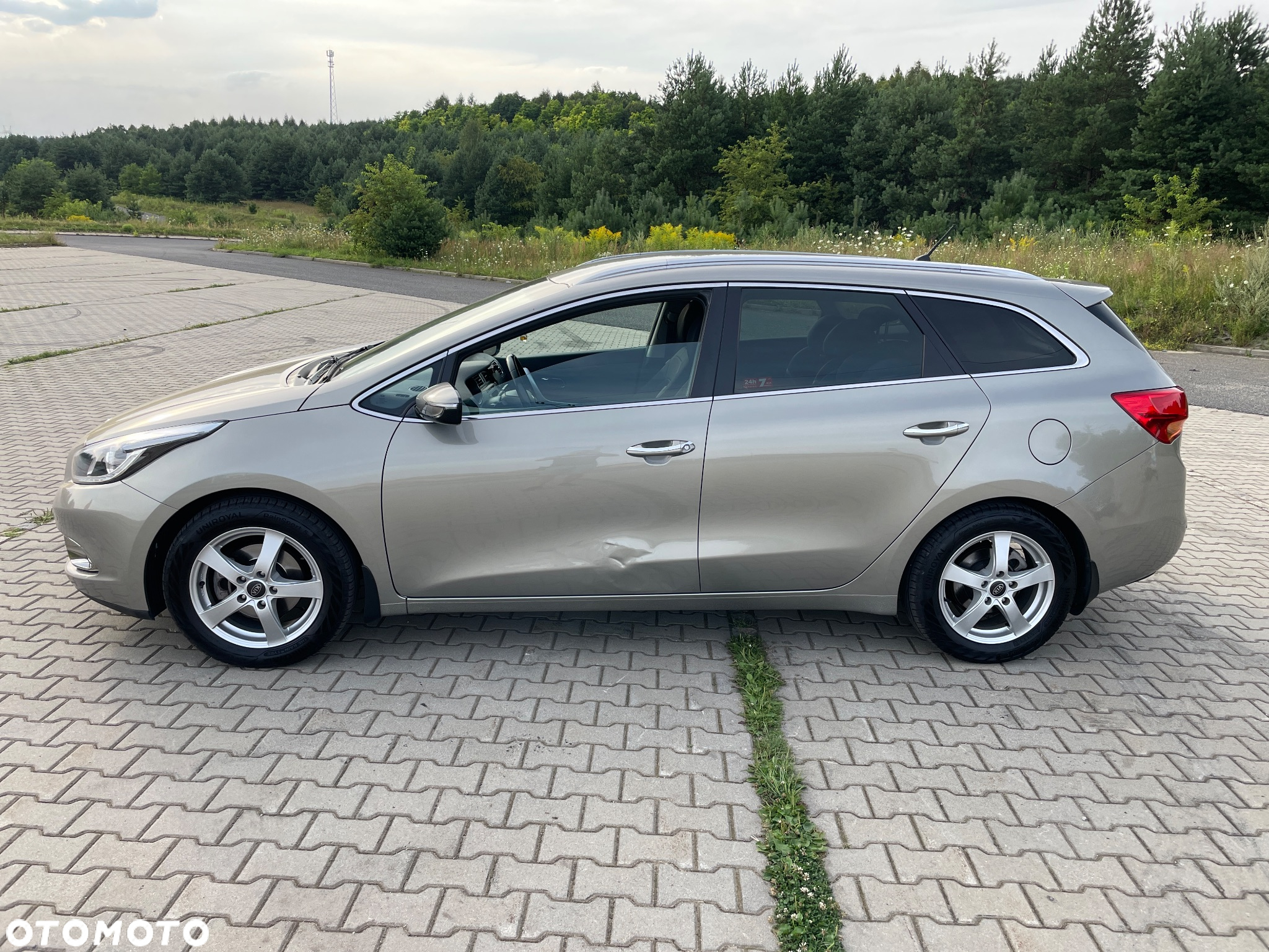 Kia Ceed Cee'd 1.6 GDI M - 4
