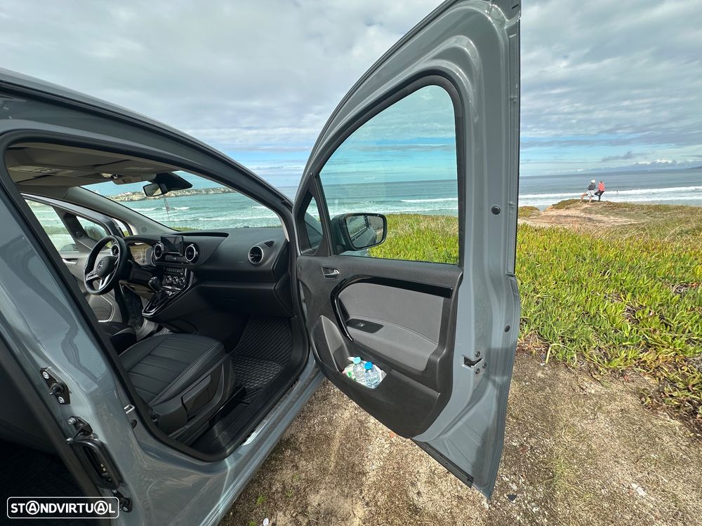 Mercedes-Benz T 180 - 11